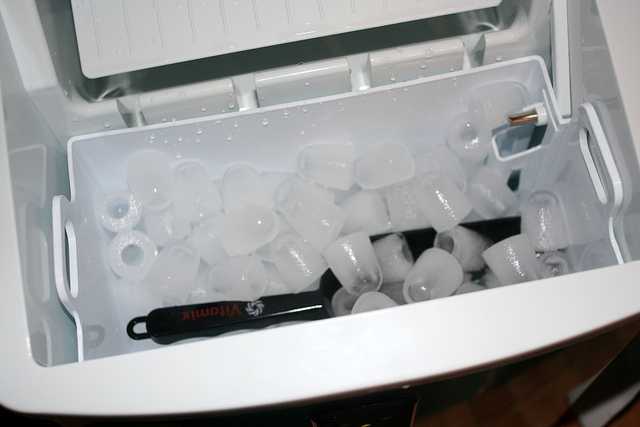 How to clean KitchenAid Ice Maker