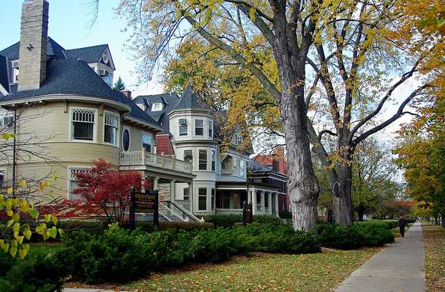 Orrington Avenue, Evanston, Illinois